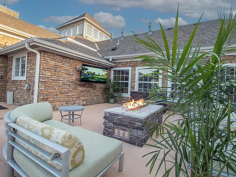 The Vintage at Zona Rosa Apartment Homes — Photo 7