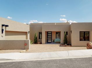 50 Centaurus Ranch Rd, Santa Fe, NM 87507