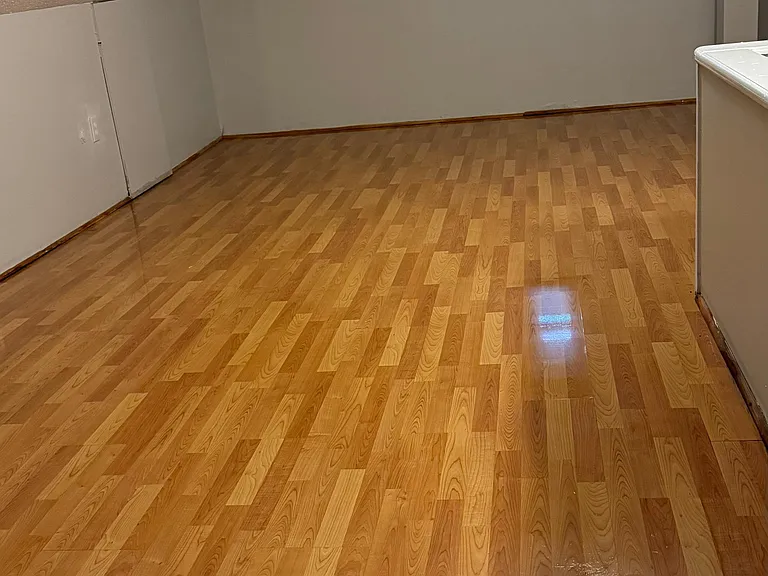 10370 Britain St — Photo 12