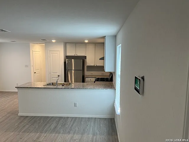 3 bed, 2.0 bath, 1216 sqft, $1,525 — Photo 4