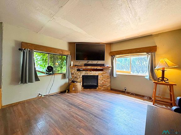 4th image of 1311 Pecos St