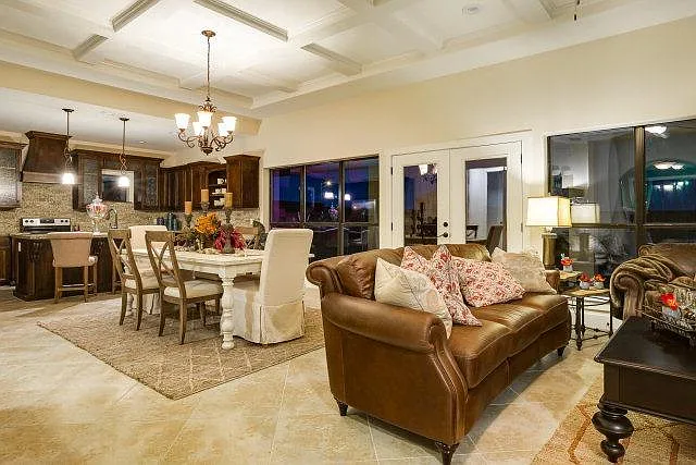 4904 Nevis Dr — Photo 5