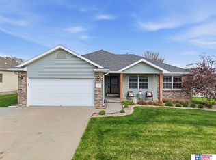 8230 S 57th St, Lincoln, NE 68516