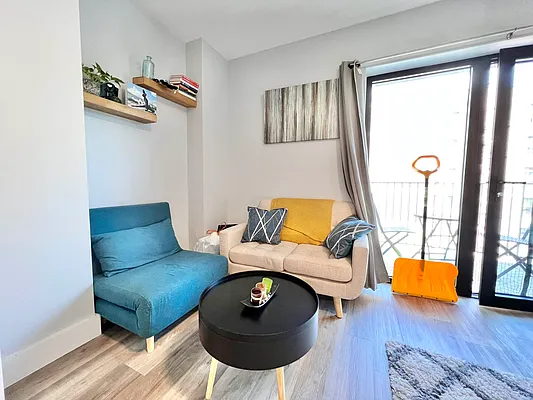 Rented by ERNY LLC | media 21