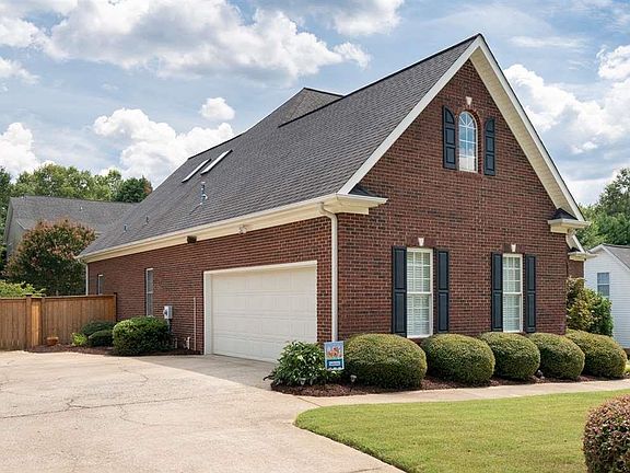 2nd image of 78 River Park Ln