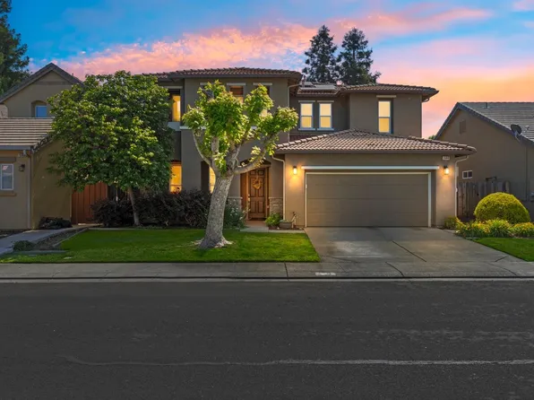 1504 Christiansen Dr, Modesto, CA 95355
