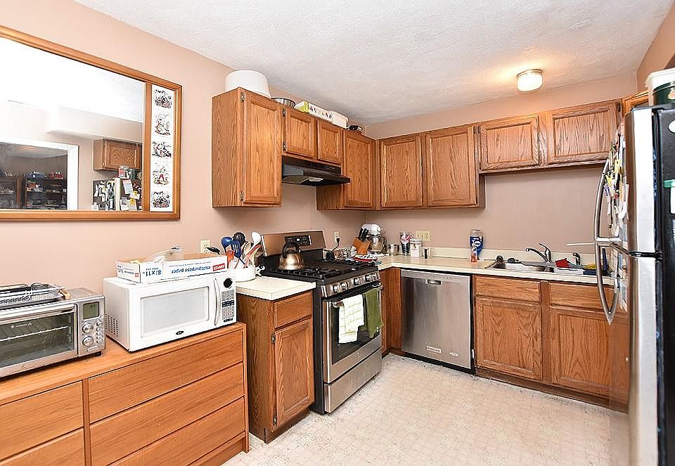 802 Brookhaven Ln 802, Woonsocket, RI 02895 Zillow