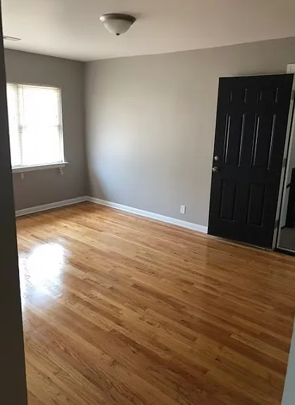 8001 S Hermitage Ave — Photo 16