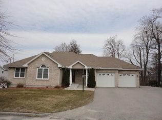 22 Prudential Rd, Worcester, MA 01606