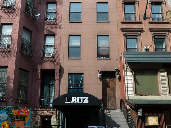 369 W 46th St #Bld, New York, NY 10036