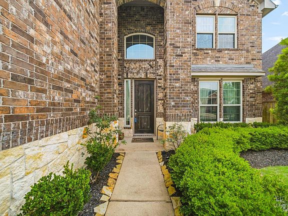 5th image of 2327 Terracina Ct