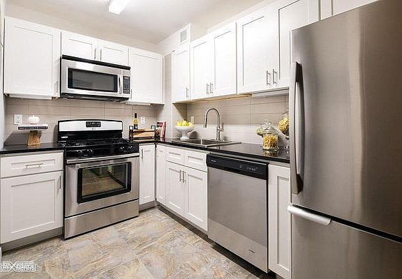3rd image of 510 Flatbush Ave APT 5F
