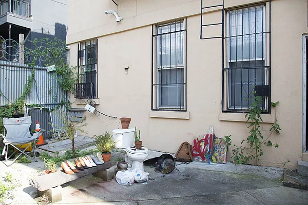 Rented by Isaac Silberstein, LREB | media 20