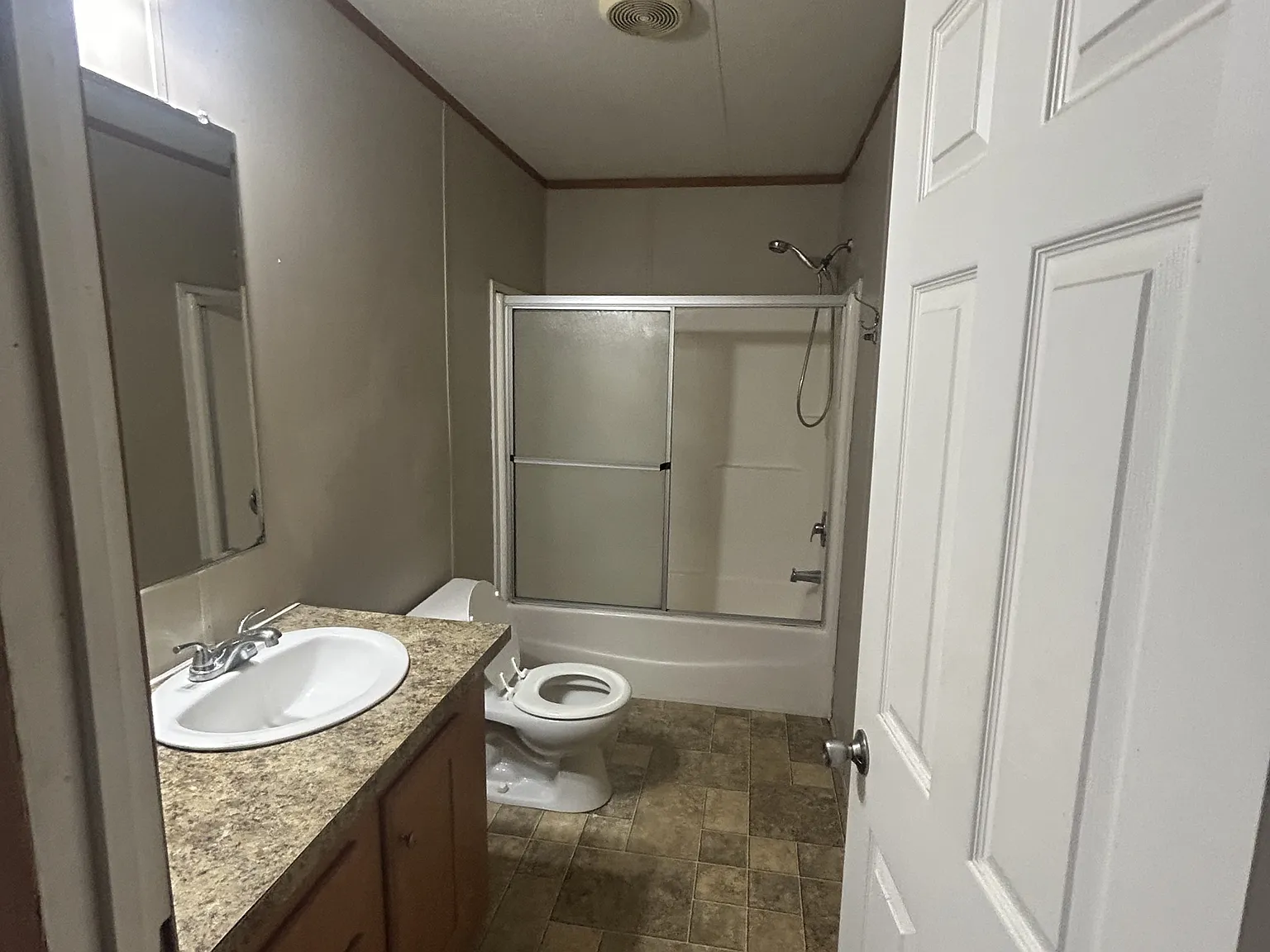 105 Zackary Street - 1 — Photo 4