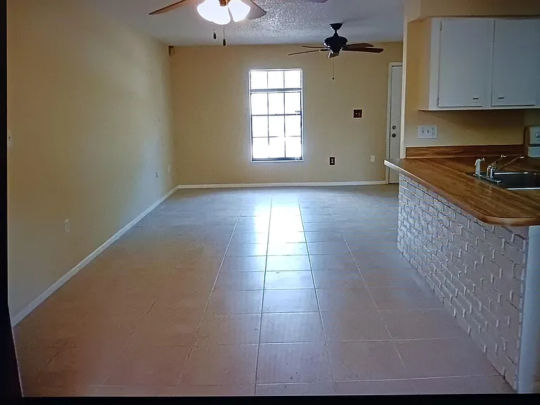 415 Archer Rd SE — Photo 7