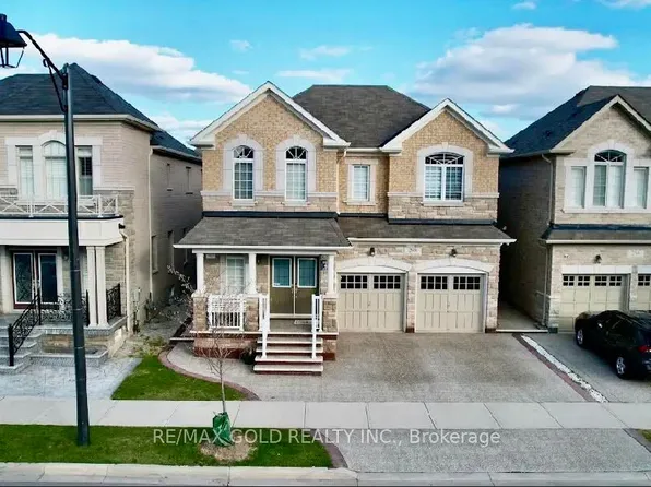 298 Etheridge Ave #1, Milton, ON L9E 1H7