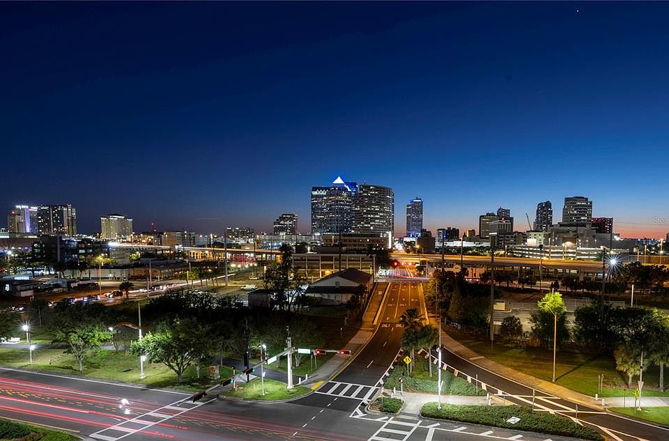 1st image of 1120 E KENNEDY BOULEVARD #732