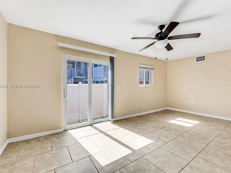2550 Tulane Ave #101 — Photo 8