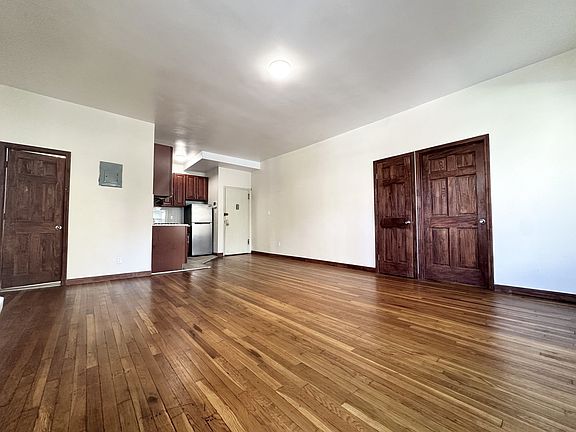 3rd image of 240 W 104th St APT 2B
