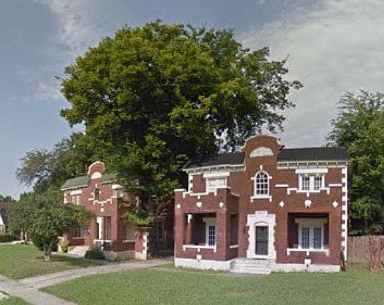 Building on the right is 821 Maury