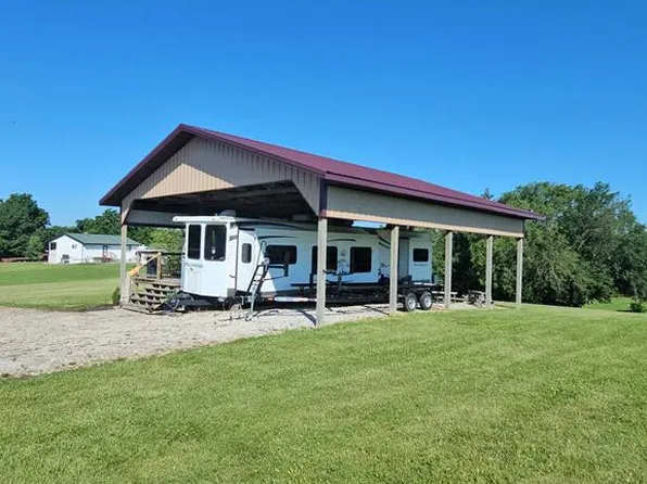 27002 Black Walnut Dr, Unionville, MO 63565