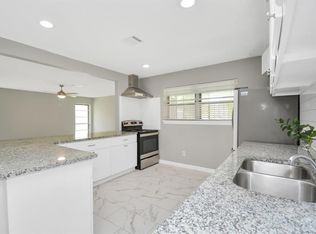 5822 Heatherbloom Dr, Houston, TX 77085