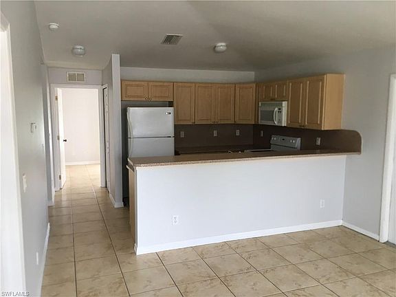 2nd image of 716/718 Ichabod Ave #S