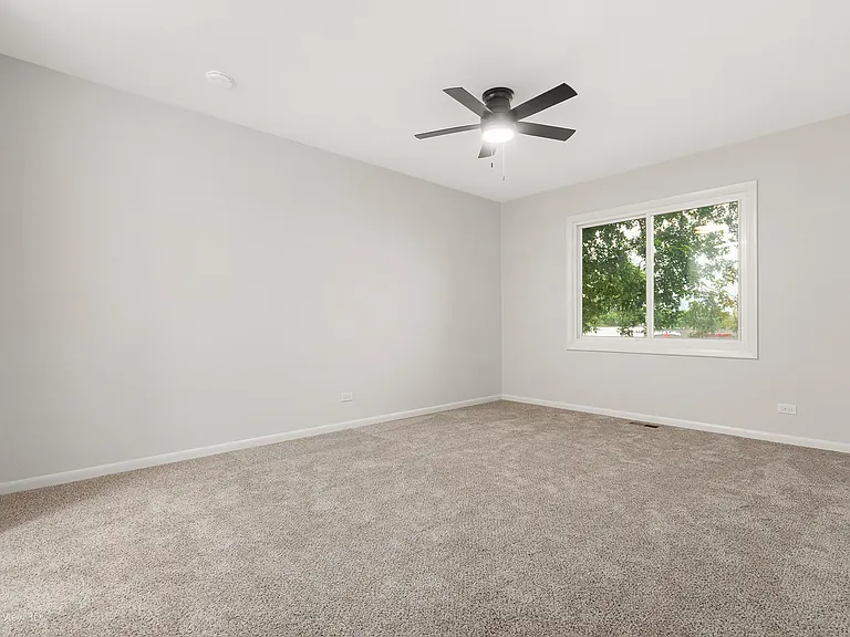 3008 Roberts Dr #7 — Photo 13