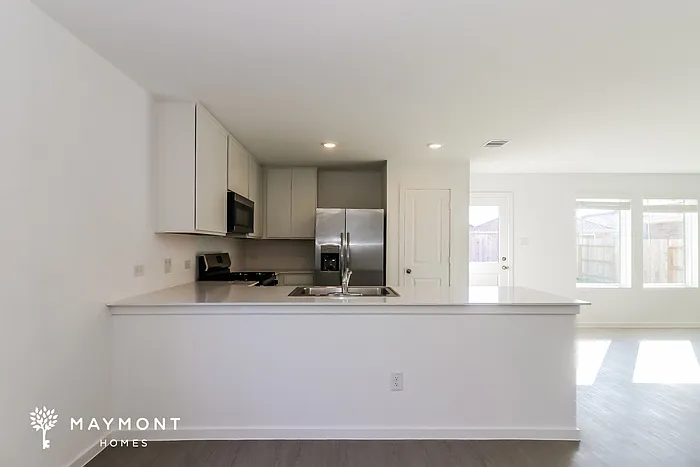 3084 Fantasy Terrace Dr — Photo 10