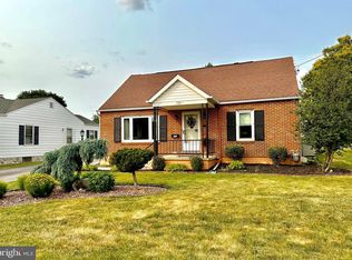 721 Stanley Ave, Chambersburg, PA