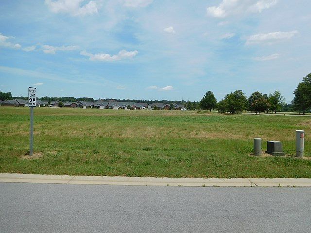 1st image of 2 Appleberry Ct