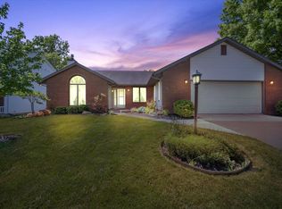 5323 Inland Trl, Fort Wayne, IN 46825