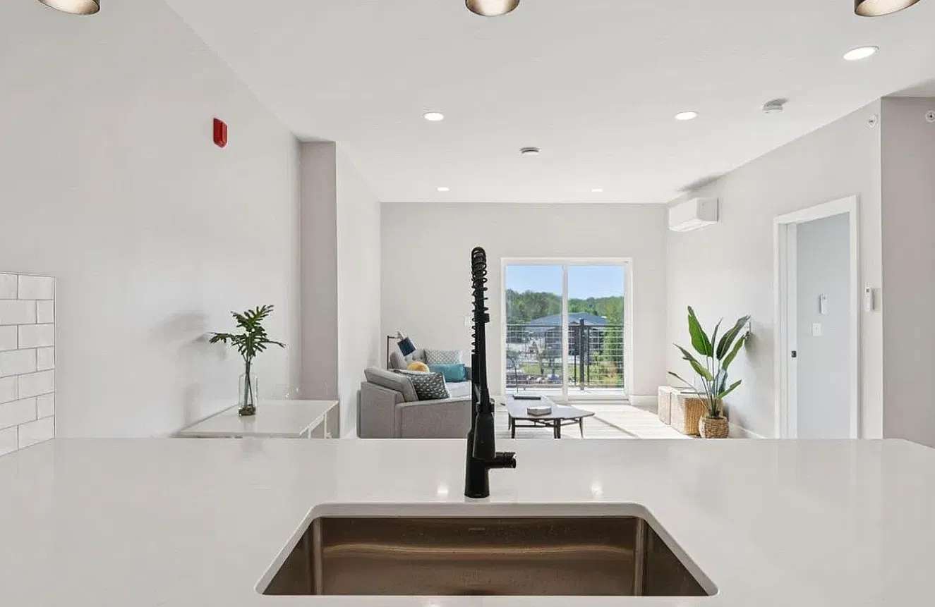 20 Upper Falls Rd — Photo 3