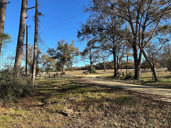 2nd image of 5604 County Road 364
