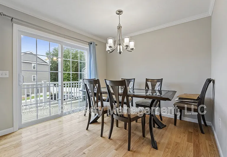 4 Fairview St #10-1 — Photo 6