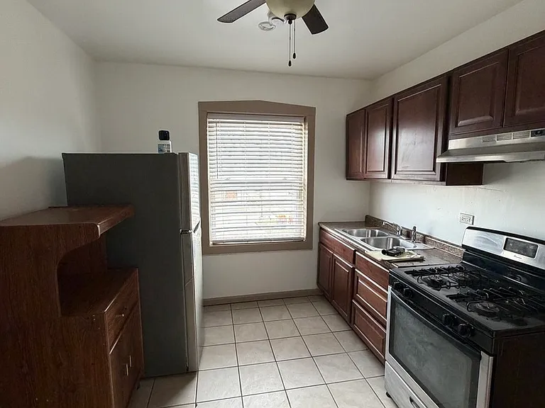 7402 S Racine Ave #1 — Photo 8