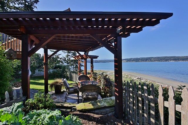 1st image of 4058 Beach Dr