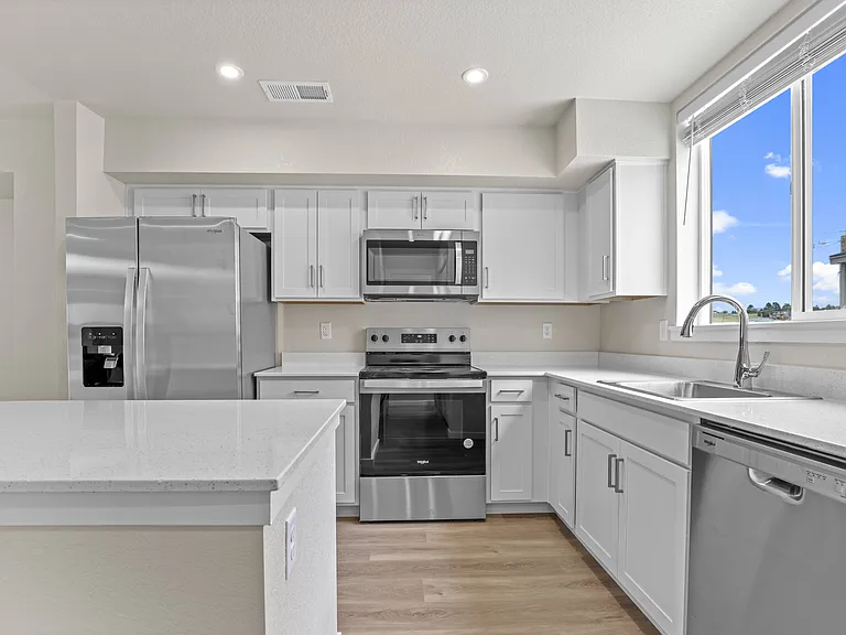 The Townhomes at Pine Drive — Photo 6