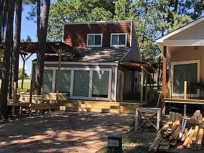 5 Harbour Ln — Photo 1