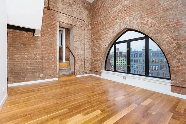 Rented by Nooklyn NYC LLC | media 57