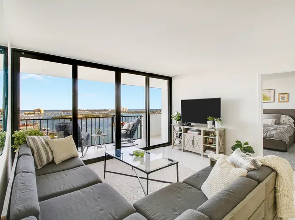 5600 N Flagler Dr Penthouse 107, West Palm Beach, FL 33407