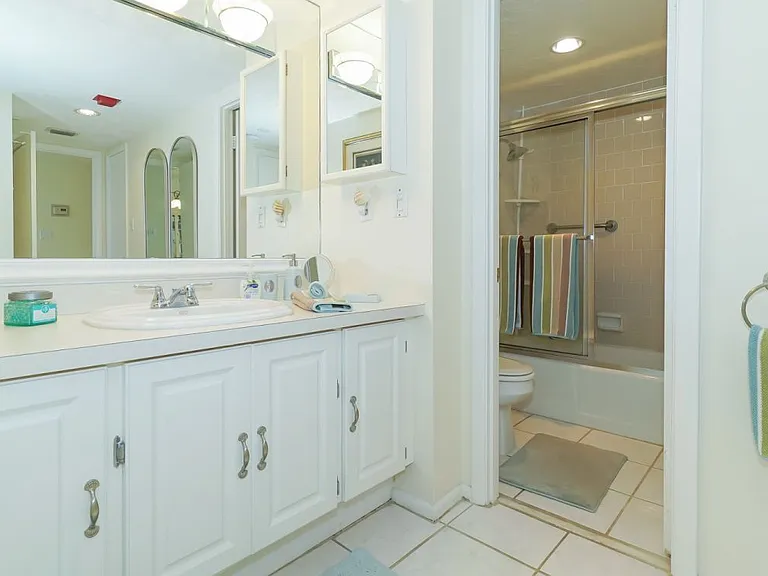 1700 Benjamin Franklin Dr #11B — Photo 20