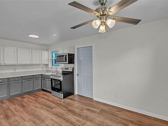 2nd image of 838 24th St
