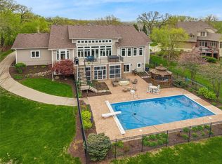 14239 Ridgemont Dr, Urbandale, IA 50323