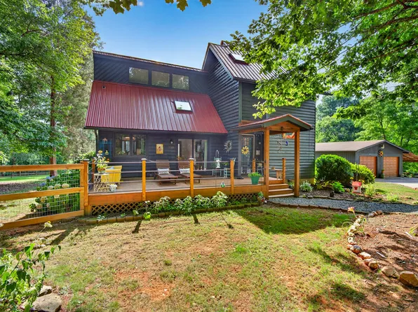 133 Acorn Ln, Pittsboro, NC 27312