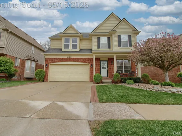 28260 Cottage Ln, New Hudson, MI 48165