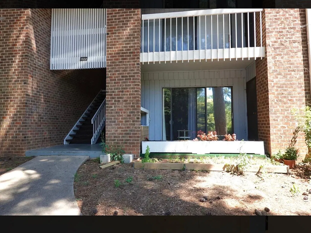 1000 Sandlin Pl — Photo 4