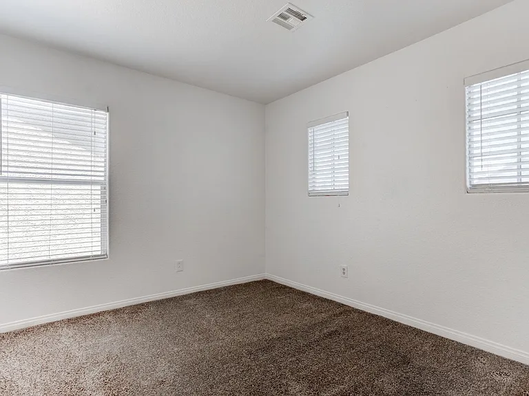 1195 Sweet Orange St — Photo 27