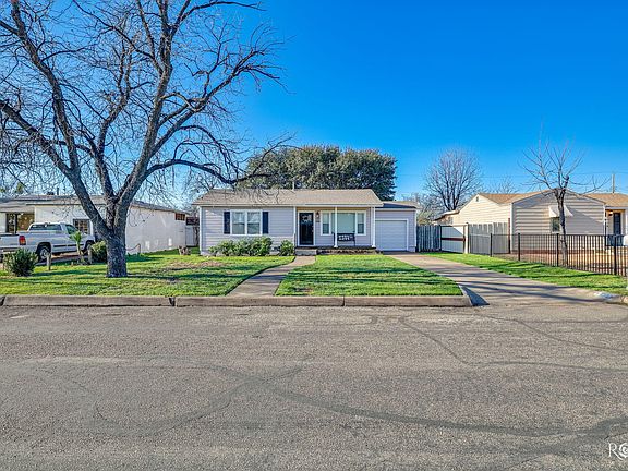 2nd image of 105 W Riverside Ave