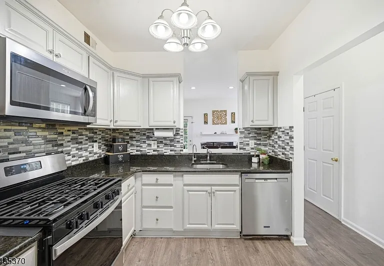216 Barringer Dr — Photo 8